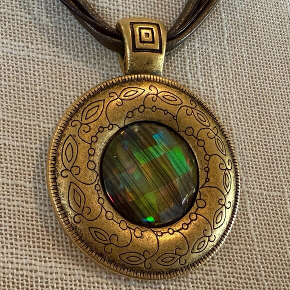 KENNETH COLE Women's Green & Gold Tribal Pendant on Cord - Picture 7 of 7